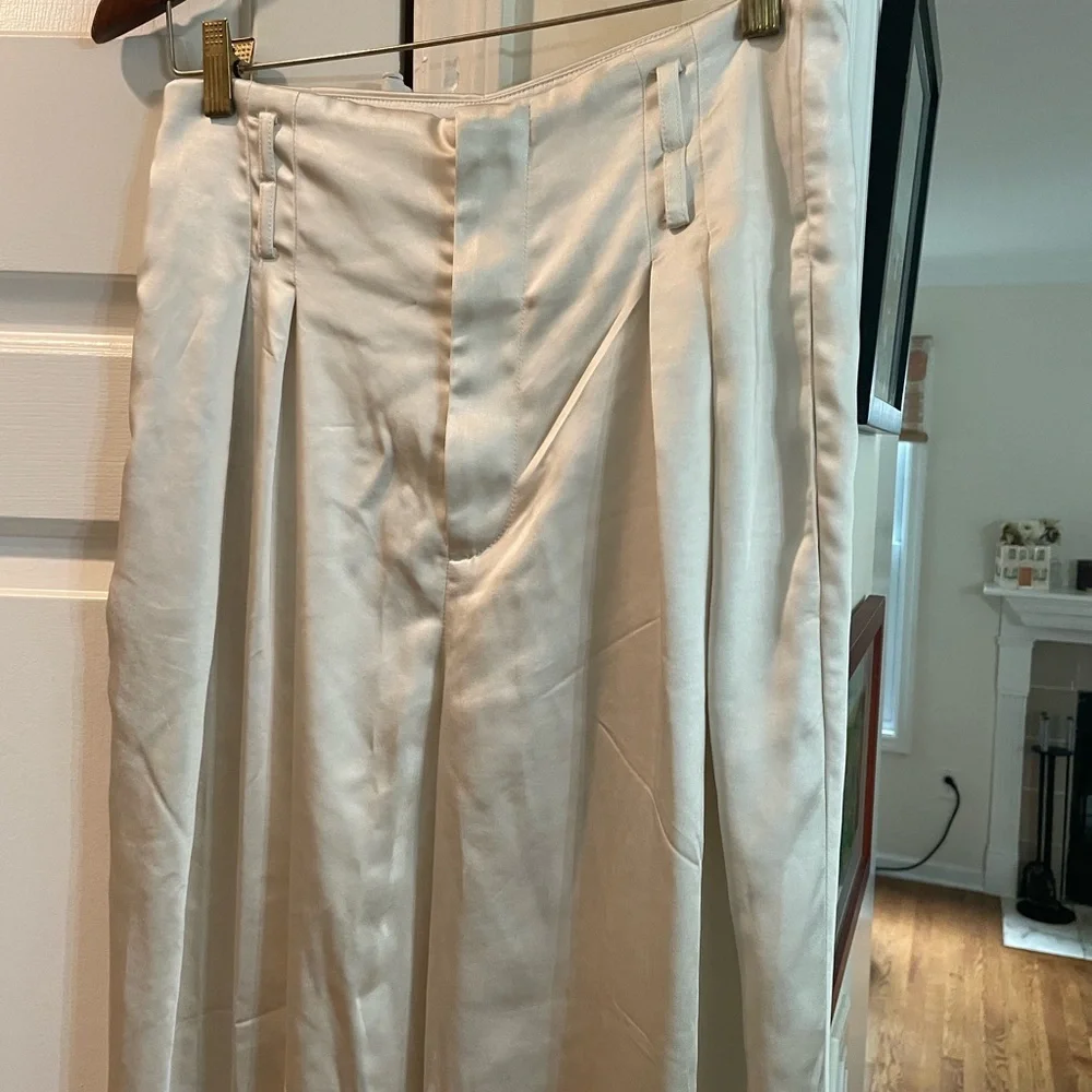 Noli Belted Pantsuit, worn once, bought on sale but wasn’t feeling the material - Picture 5 of 11